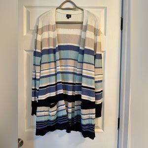 Striped cardigan by Lee